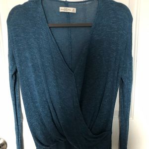 Blue Abercrombie and Fitch sweater